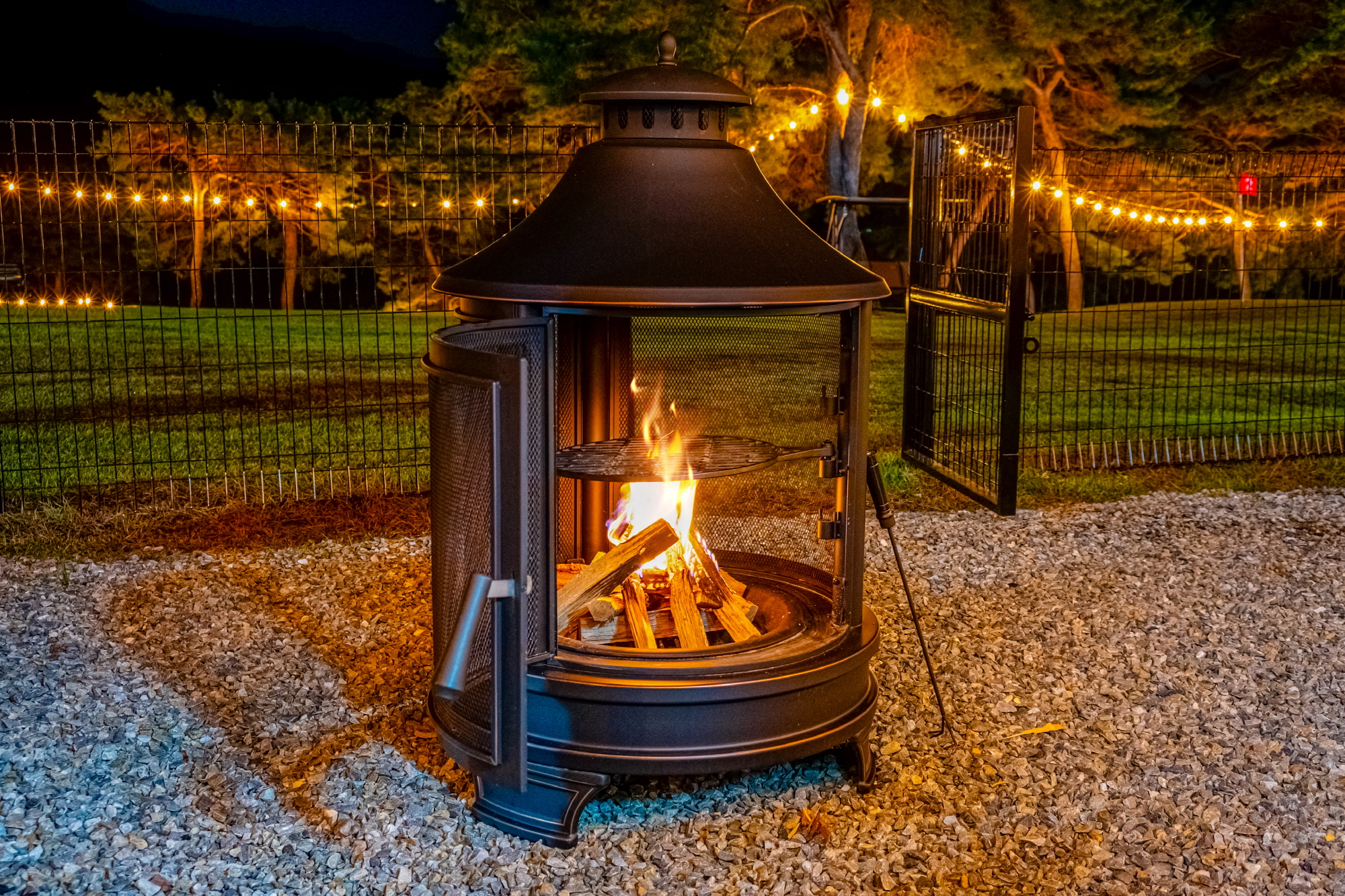 CAMP FIRE